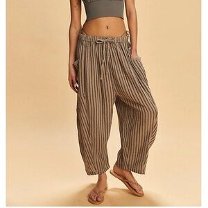 NWT Free People Quinn Harem Boho Pants Striped Natural Charcoal Size M Beach